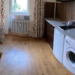 Opera Apartment 1 With Wifi & Tv